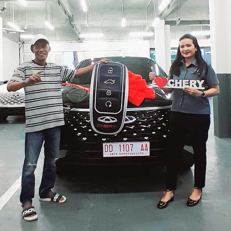 chery-makassar-penyerahan-cust-6.jpg